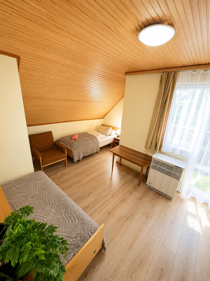 Hálószoba 2 Manna Igal Apartman szállás közel az Igali gyógyfürdőhöz és a Balatonhoz