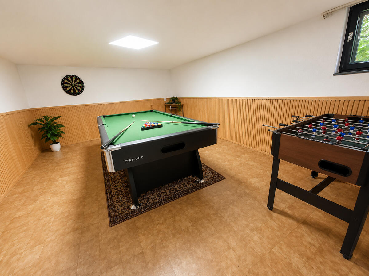 Játékterem Manna Igal Apartman szállás közel az Igali gyógyfürdőhöz és a Balatonhoz
